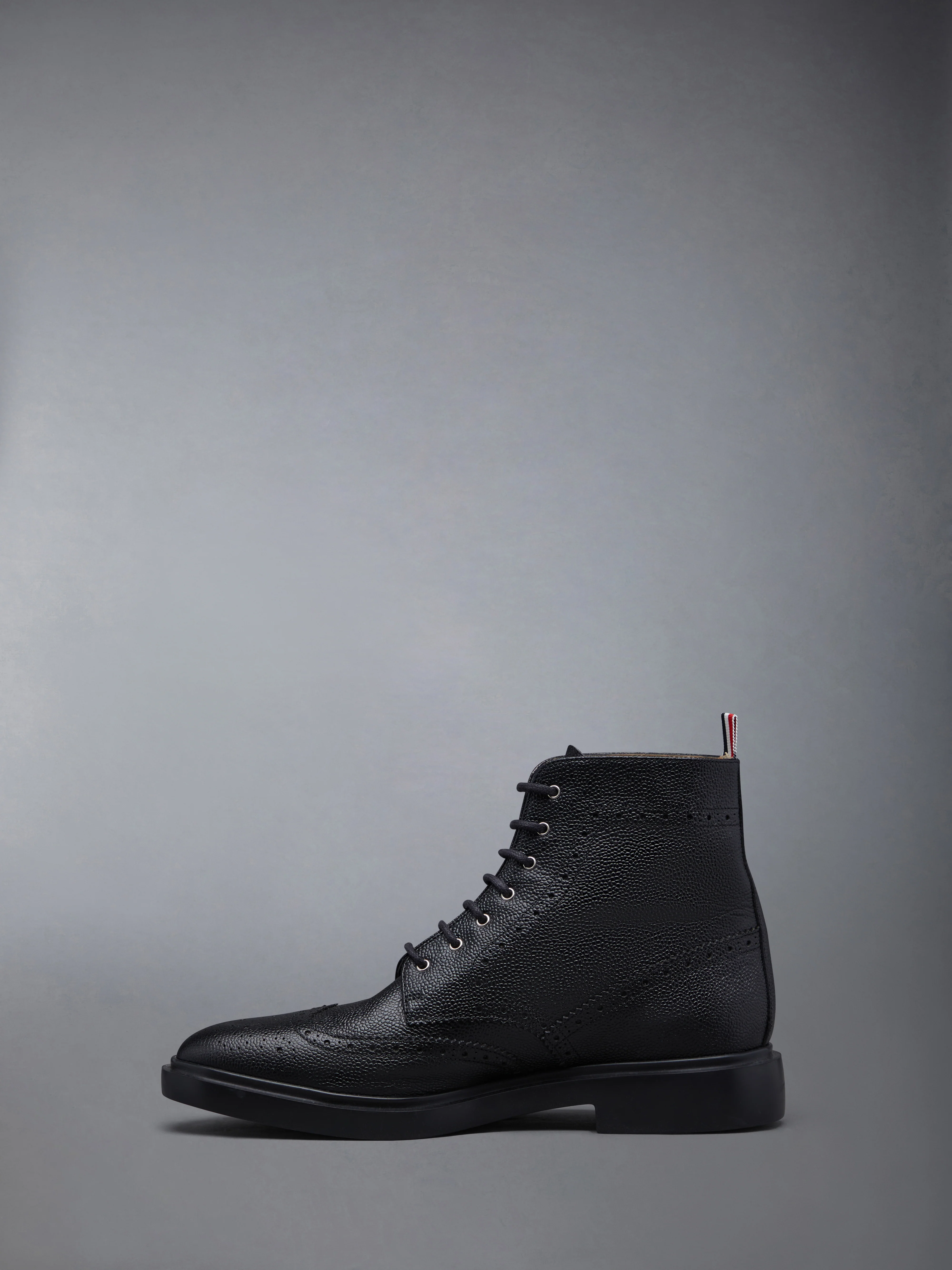 PEBBLE GRAIN RUBBER SOLE WINGTIP BOOT - Image 3