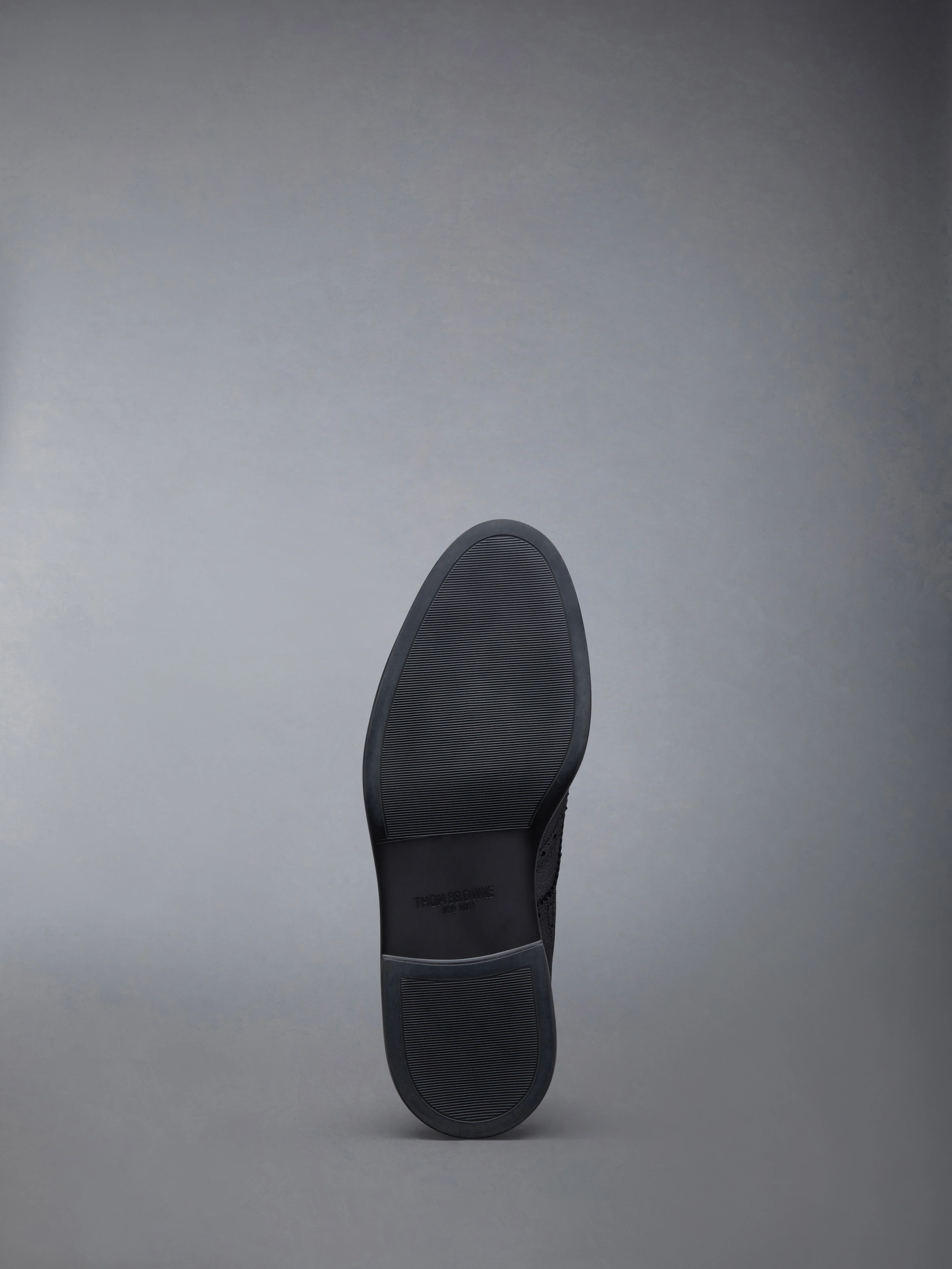 PEBBLE GRAIN RUBBER SOLE WINGTIP BOOT - Image 6